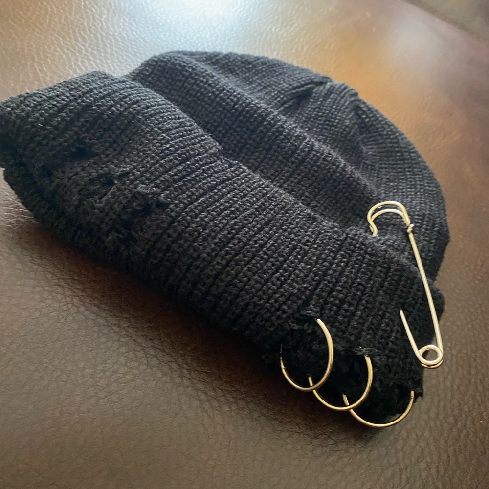 Trendy Ripped Fisherman Beanie Hip - Hop color black unisex pin Hat